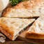 Закрытый пирог с курицей и грибами