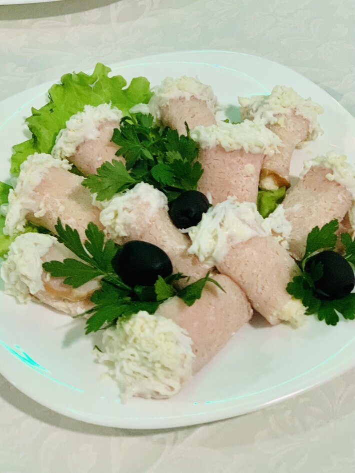 Рулетики мясные