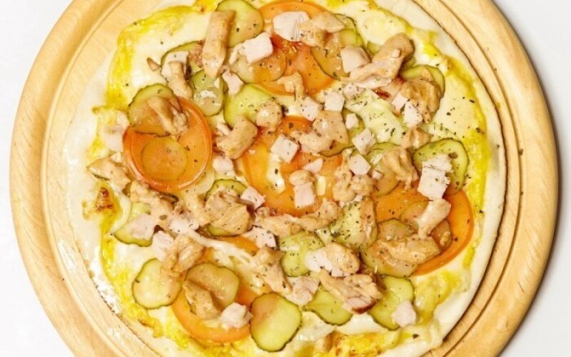 Пицца «Курица с сыром»