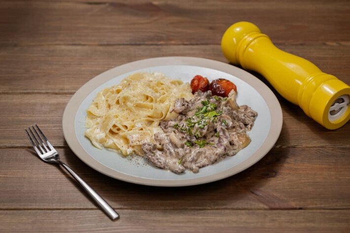 Beef stroganoff