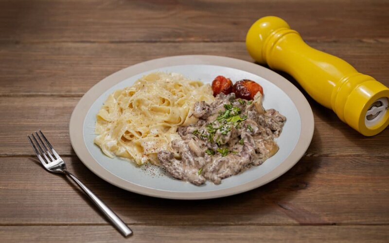 Beef stroganoff