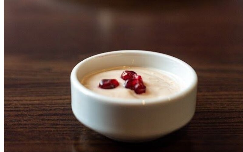 Соус «Мацони» с укропом и чесноком