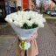 61 белый тюльпан в оформлении