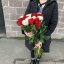 Букет из 25 красных и белых роз