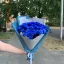 51 синяя ромашка в оформлении (7 веток хризантем)
