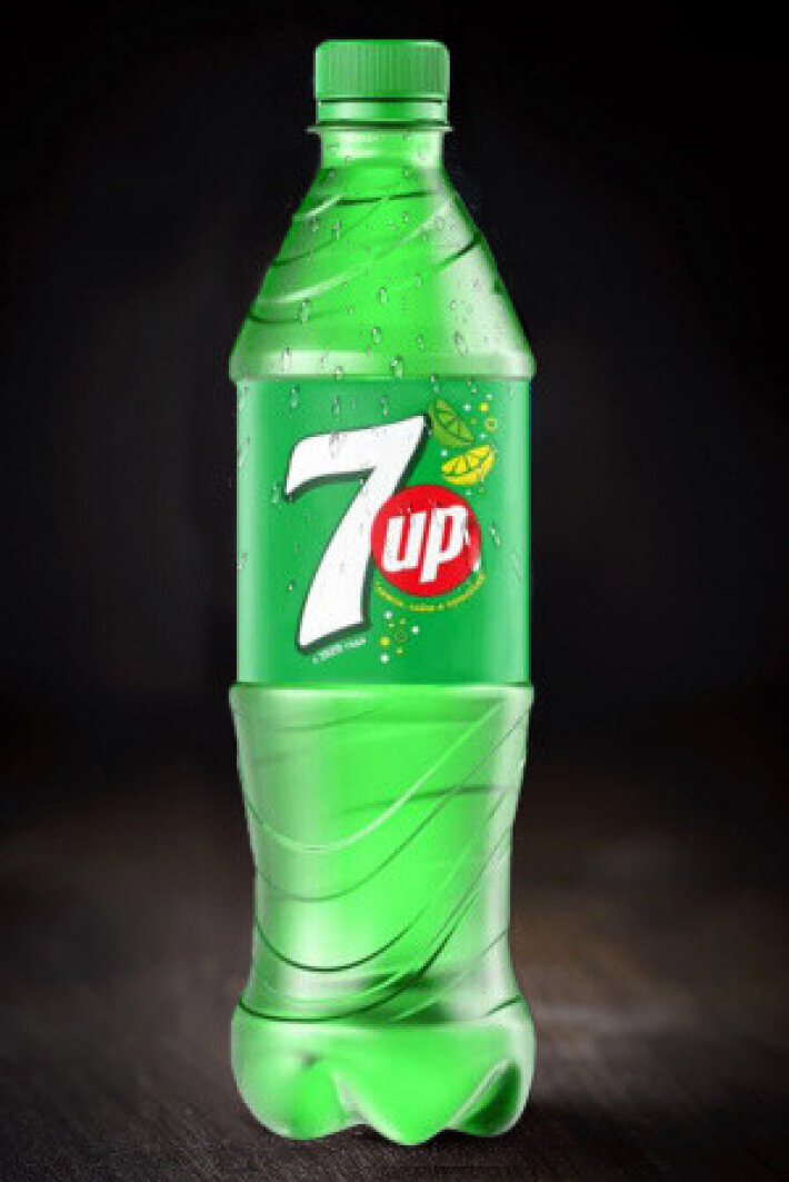 Напиток газированный «7UP»