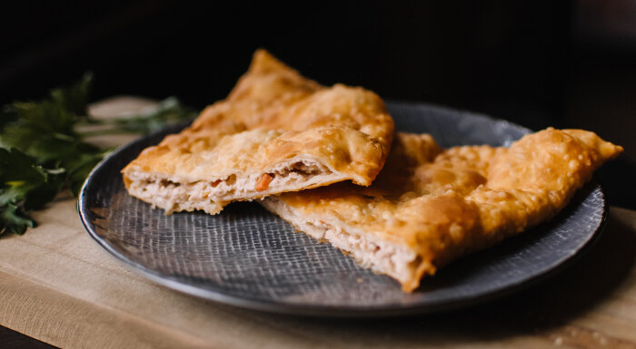 Служба доставки «Те самые чебуреки»