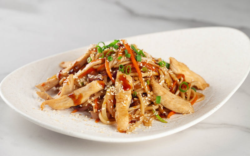 Лапша WOK с курицей