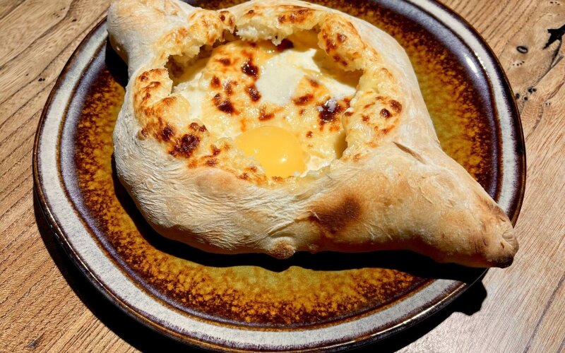 Хачапури по-аджарски