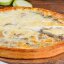 Закрытый пирог с сыром, ветчиной и солёными огурцами