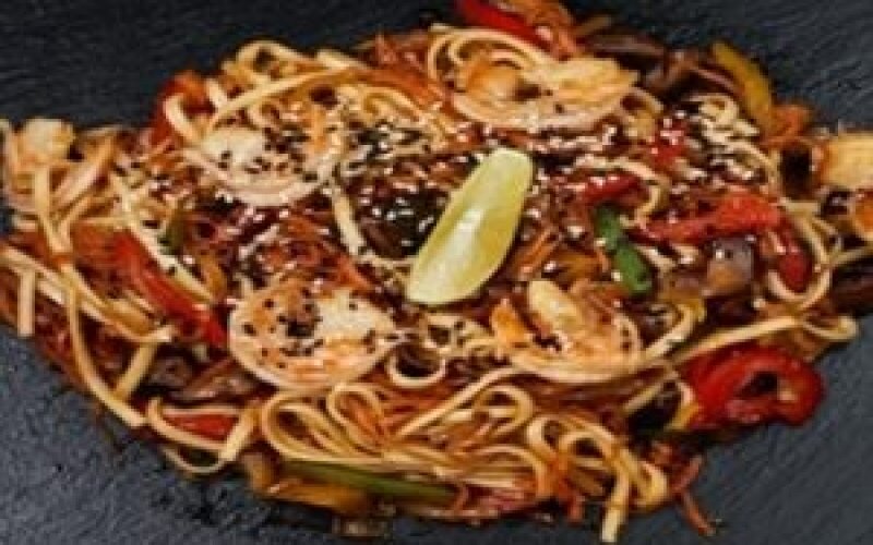 Удон с морепродуктами