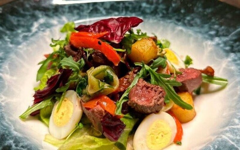 Салат с говядиной