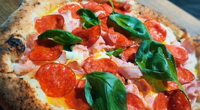 Служба доставки «Trattoria Napoli»