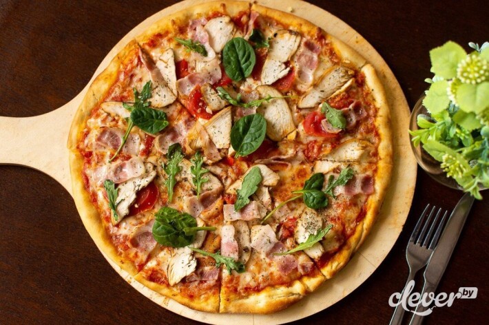 Пицца «Цыпленок-руккола»