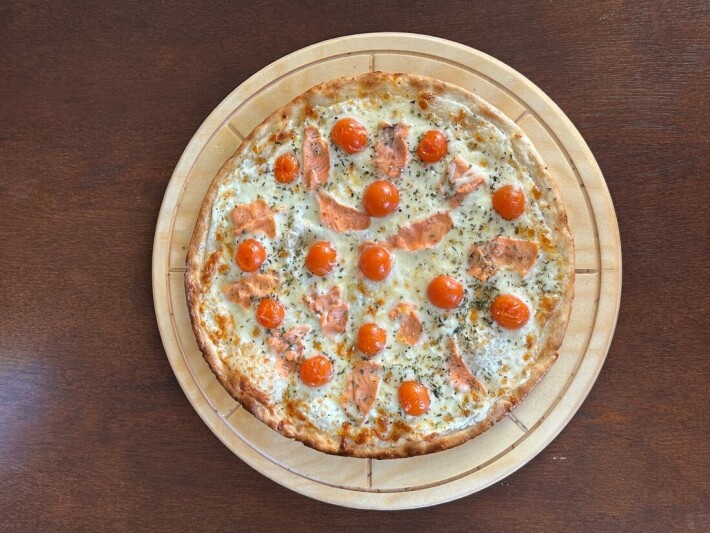 Пицца «Филадельфия с лососем»