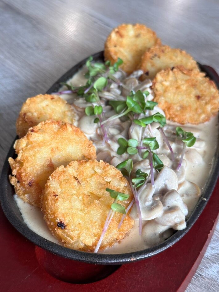 Hash Brown с грибным соусом
