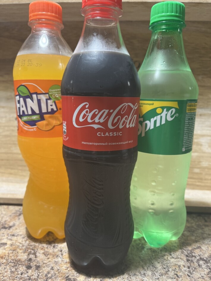 Кока -кола , фанта апельсин