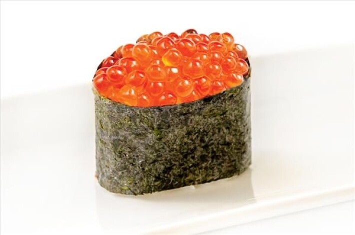 Гункан с икрой