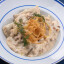 Вареники с картофелем, грибами, беконом и луком фри