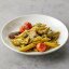 Пенне с индейкой, овощами и соусом Песто
