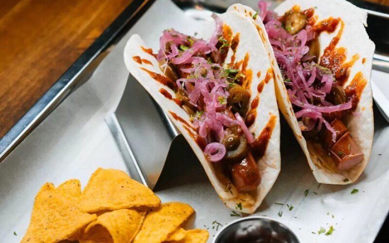 Такос с баварской колбаской