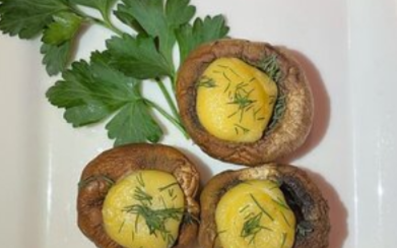 Шашлык из грибов с сыром «Сулугуни»