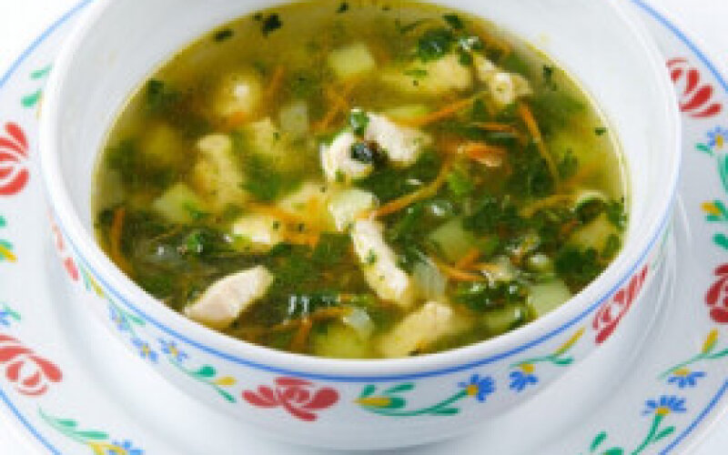 Куриный суп со шпинатом