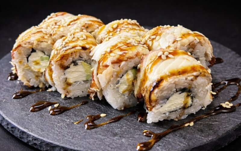 Ролл «Филадельфия с угрем»