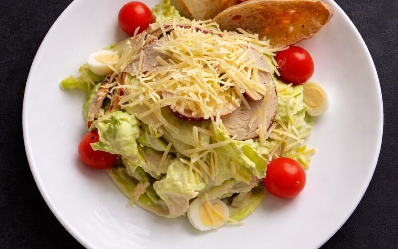 Цезарь с курицей