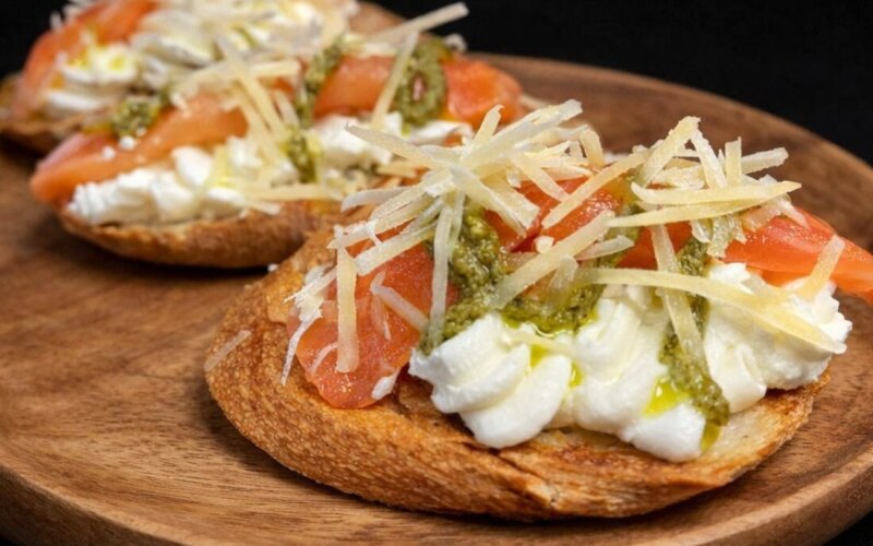 Локсы с лососем 3 шт