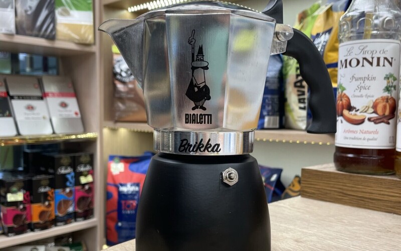 Гейзерная кофеварка Bialetti Brikka