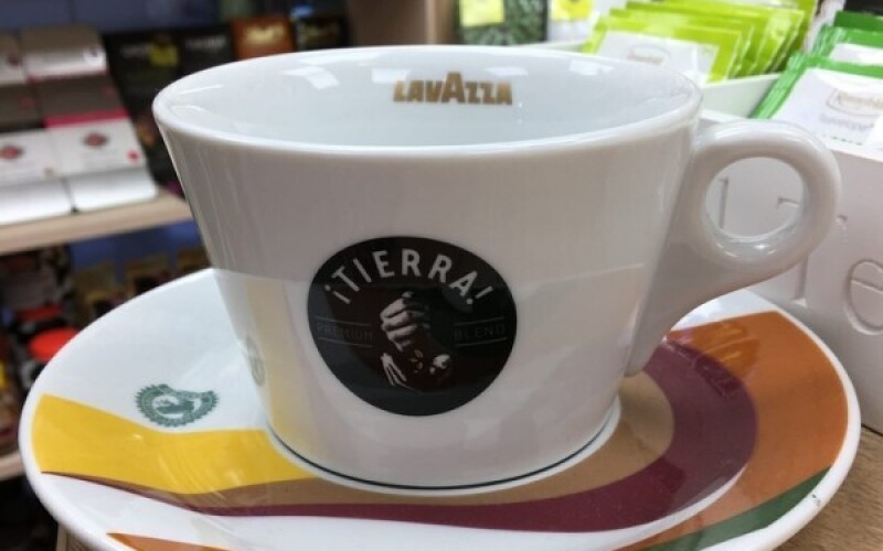 Кофейная пара Lavazza Tierra для латте, 250мл