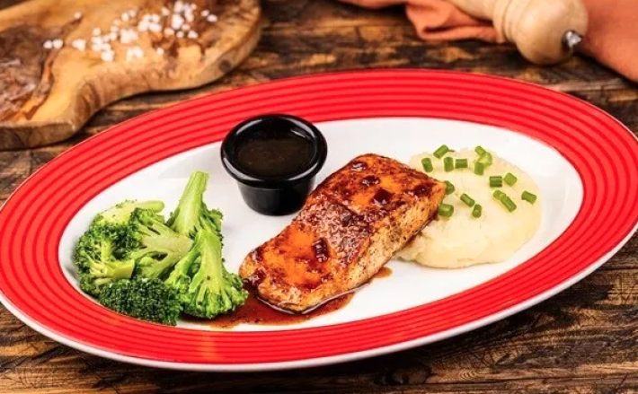 Лосось «Friday's Теннесси»