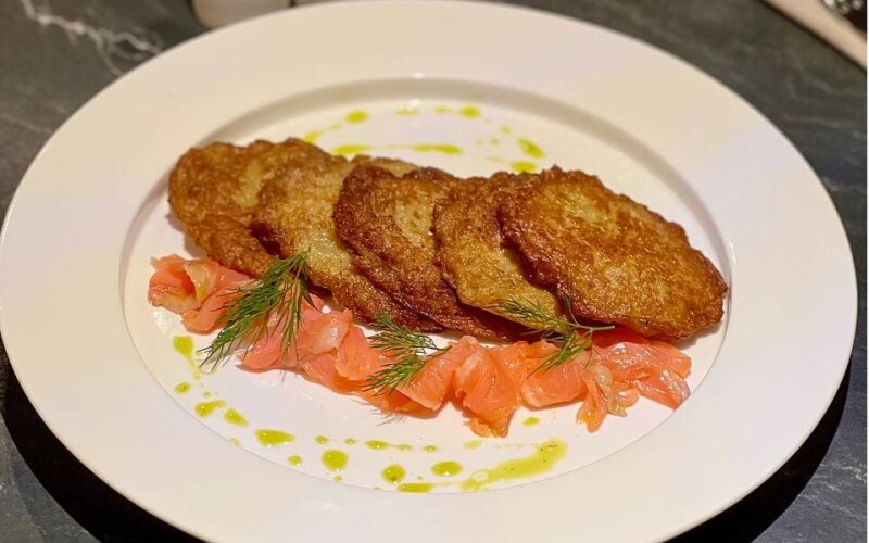 Драники с красной рыбой