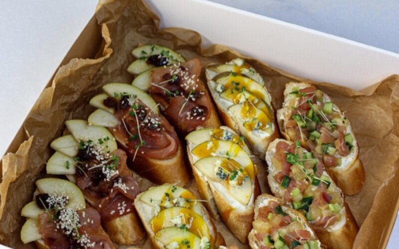 Бокс Средиземноморский с брускеттами maxi