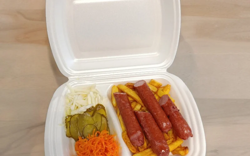 Фри с колбаской гриль