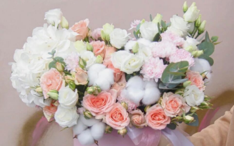 Цветы в коробке