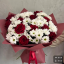 Букет из ромашек и роз