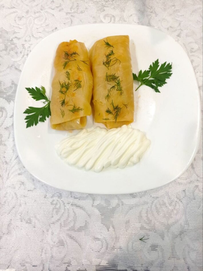 Голубцы с мясом и сметаной