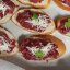 Брускетта с тар-таром