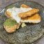 Куриный шницель под сливочно-грибным соусом