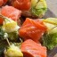 Канапе с лососем и маслинами