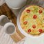 Пирог с тунцом, помидорами Черри и базиликом