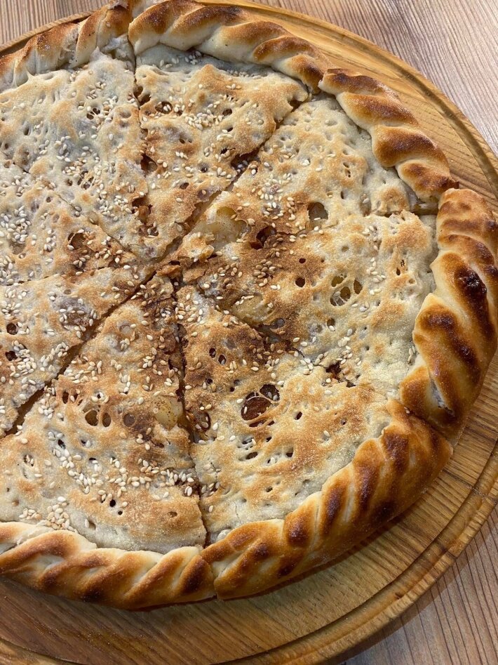 Пирог из печи с грушей