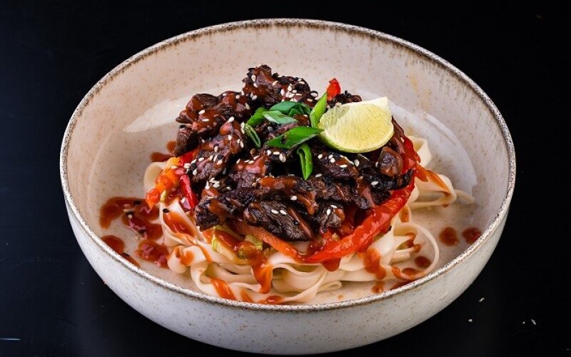 Удон с говядиной