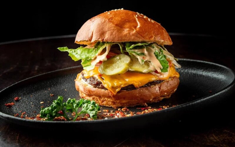 Бургер «It's the Burger»