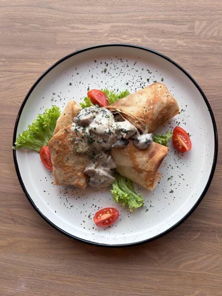 Блины с курицей и грибами