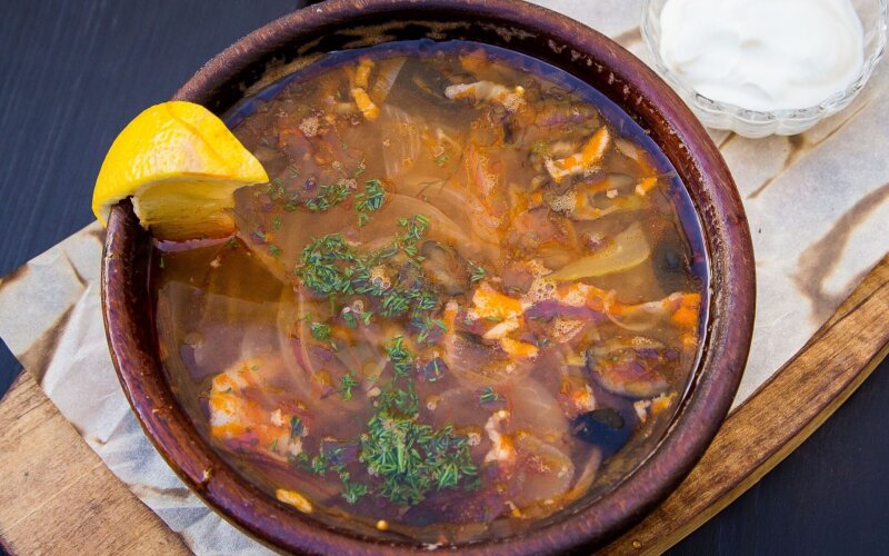 Солянка мясная забористая