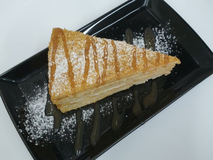 Десерт «Медовик»