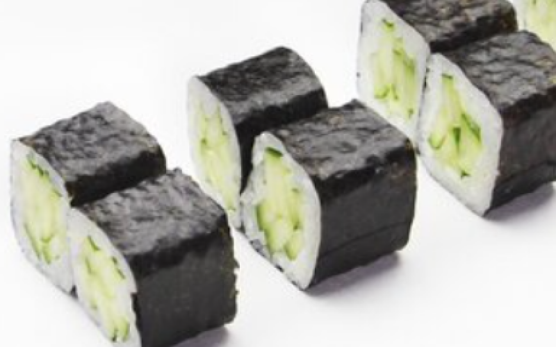 Ролл с огурцом